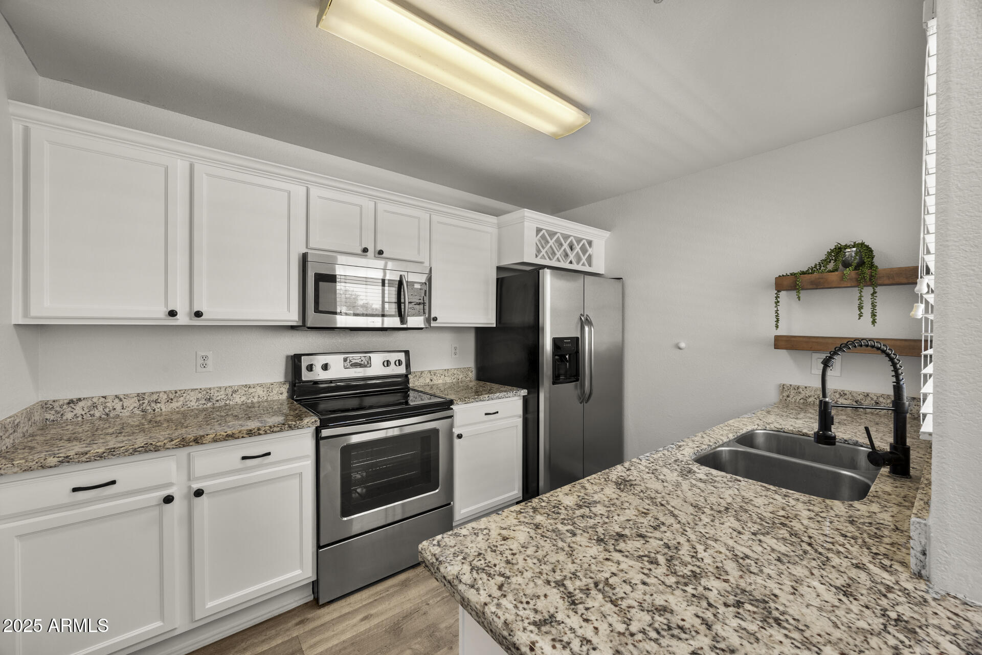 11333 N 92ND Street, 2049