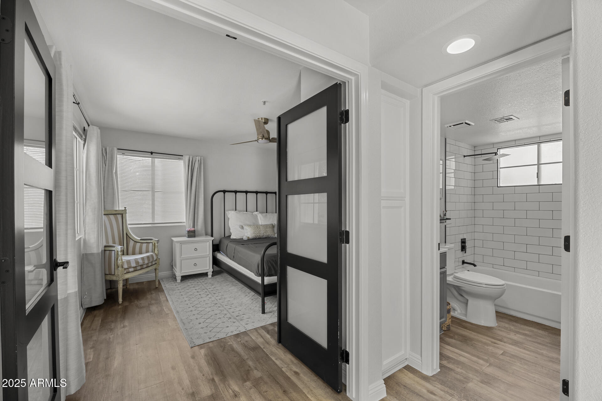 11333 N 92ND Street, 2049