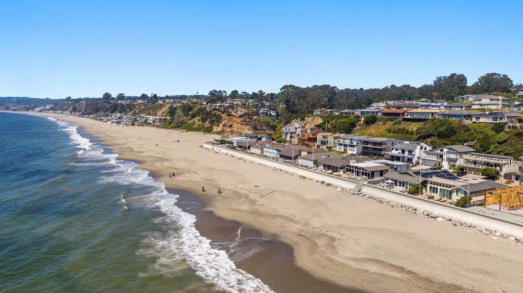 830 Via Gaviota