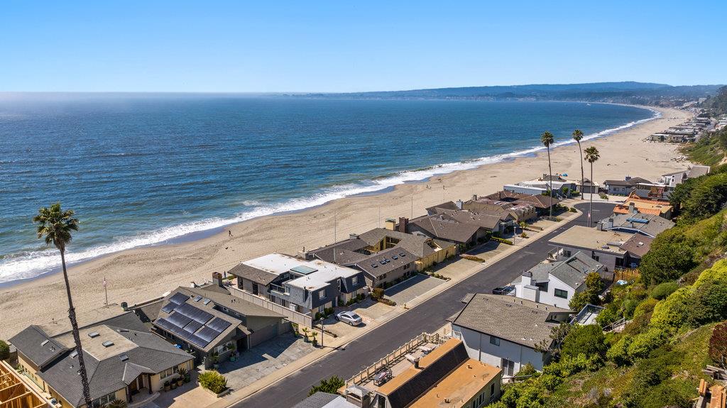 830 Via Gaviota