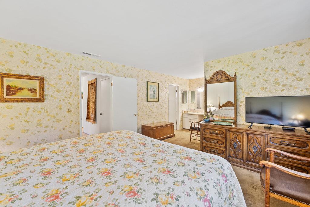 306 Los Altos Drive