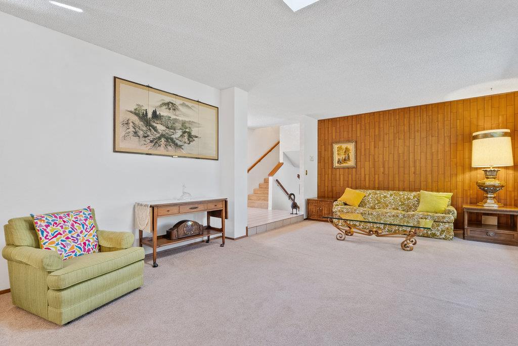 306 Los Altos Drive