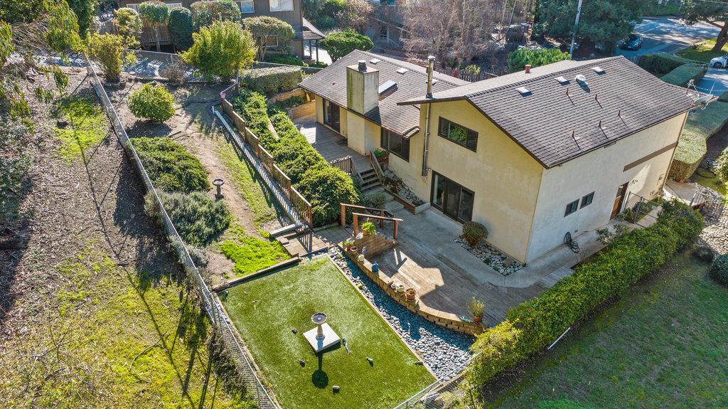 306 Los Altos Drive