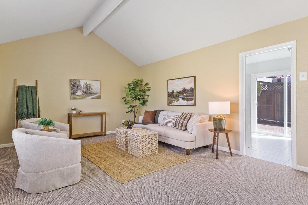 276 Crestview Drive