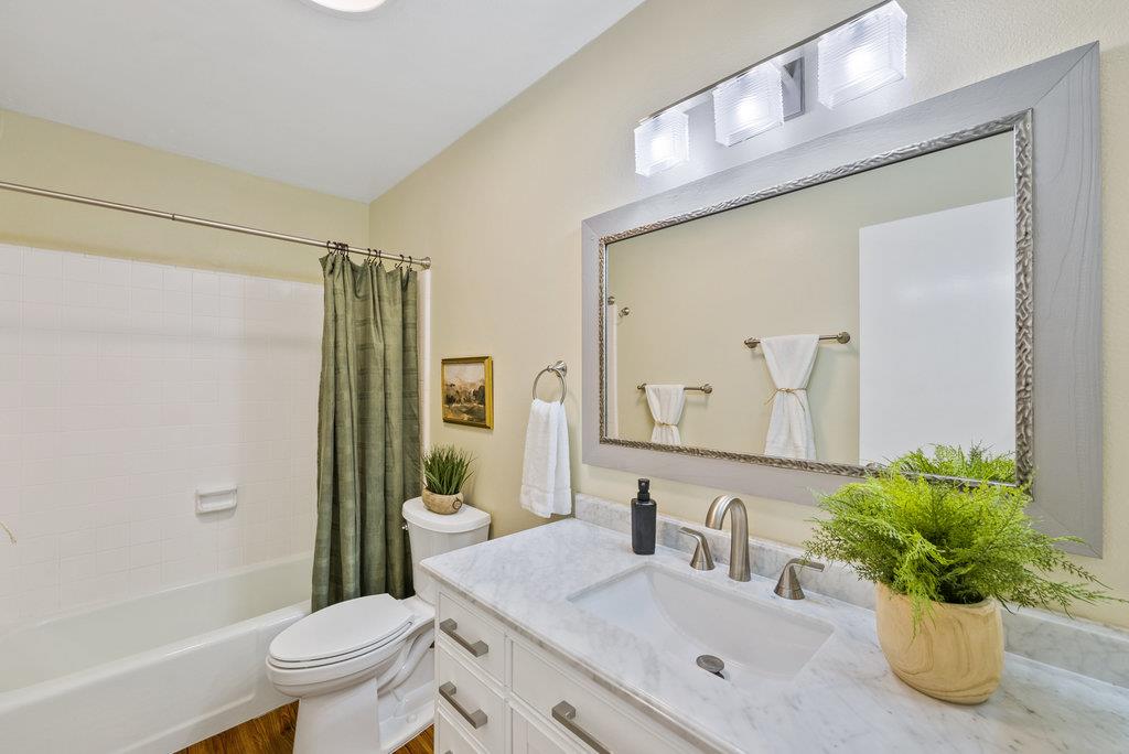 276 Crestview Drive