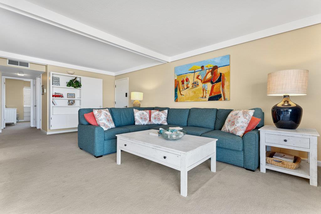 22130 East Cliff Drive 2D