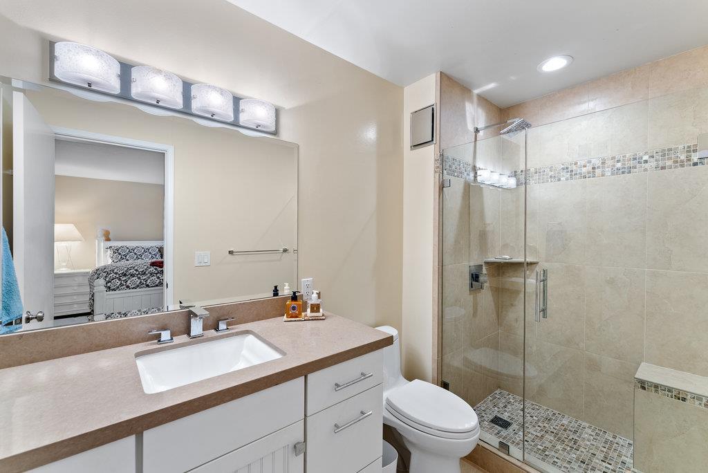 22130 East Cliff Drive 2D