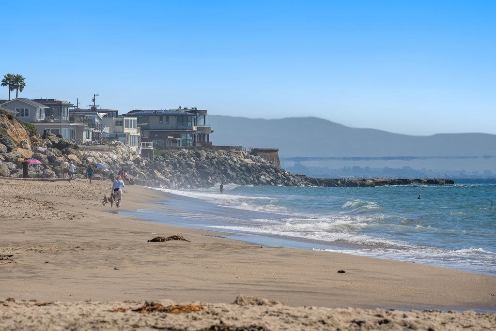 22130 East Cliff Drive 2D