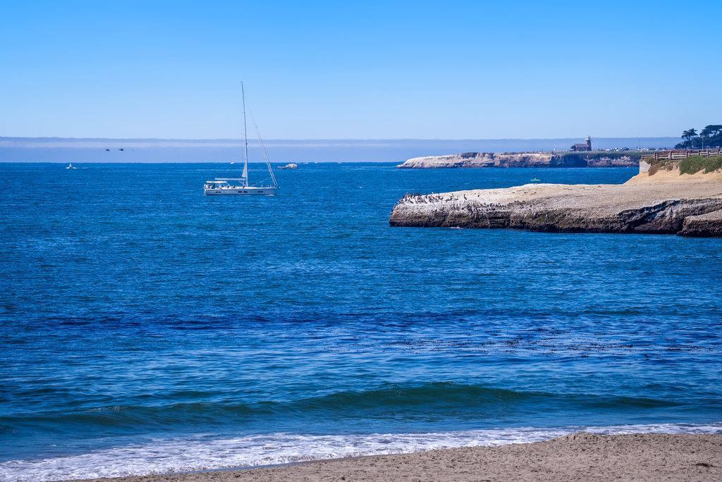 22130 East Cliff Drive 2D