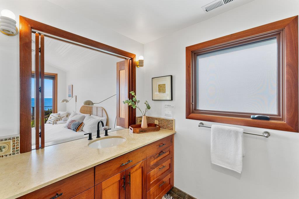 4790 Opal Cliff Drive