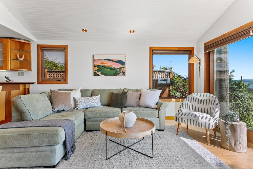 4790 Opal Cliff Drive