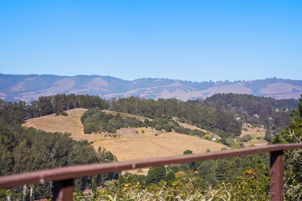 400 Las Lomas DR