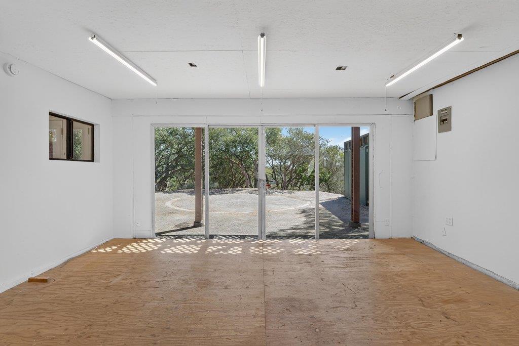 400 Las Lomas DR