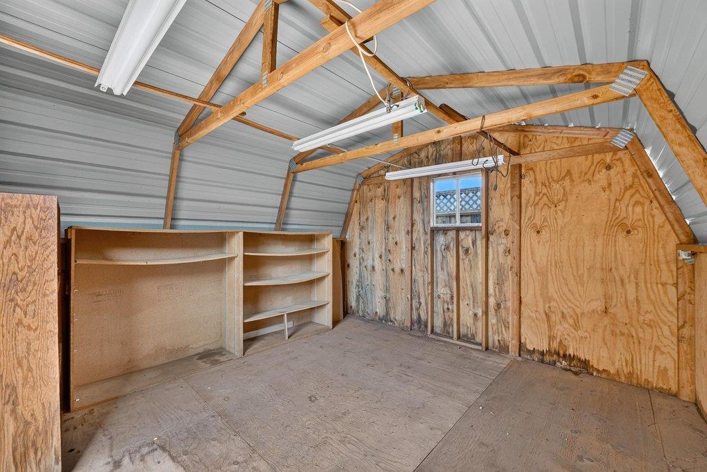 672 Bronte AVE
