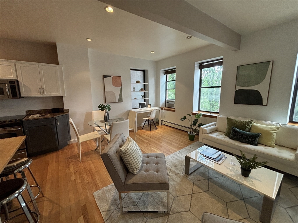 469 Shawmut Ave # 4