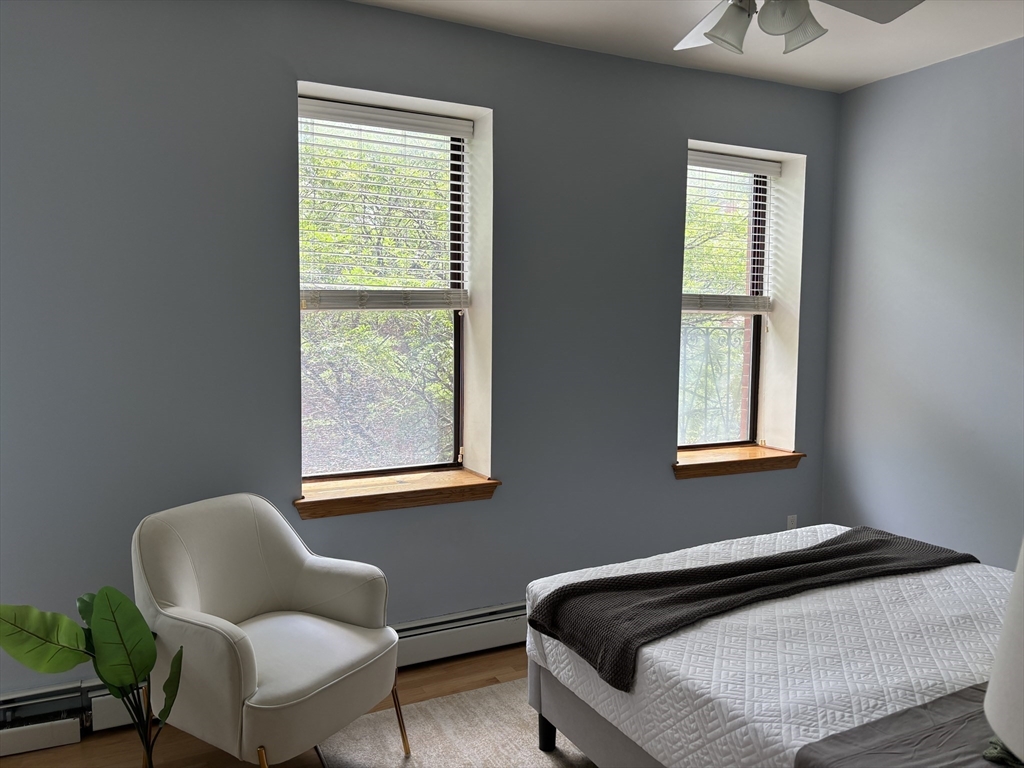 469 Shawmut Ave # 4