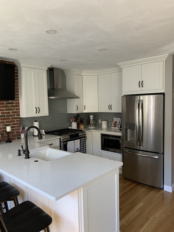 18 Main St # 2