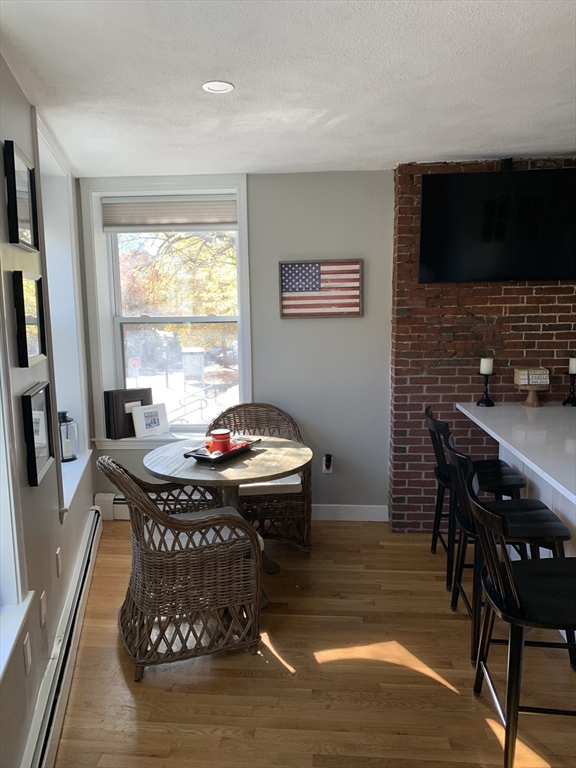 18 Main St # 2