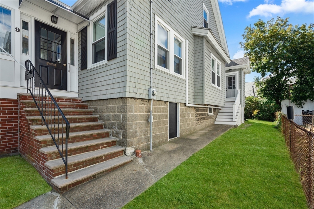 9 Grayson Street, Boston