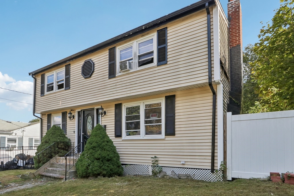 57 Augustine St