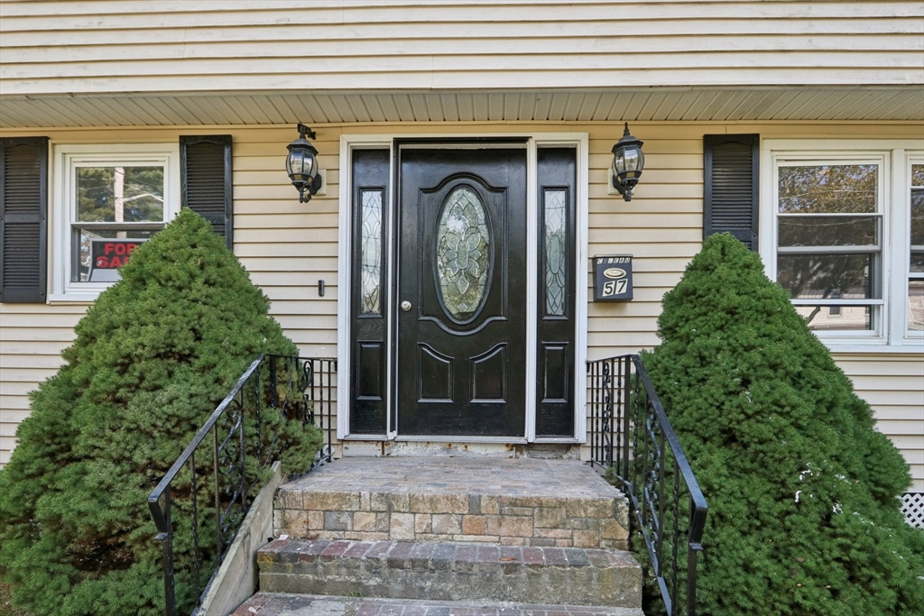 57 Augustine St