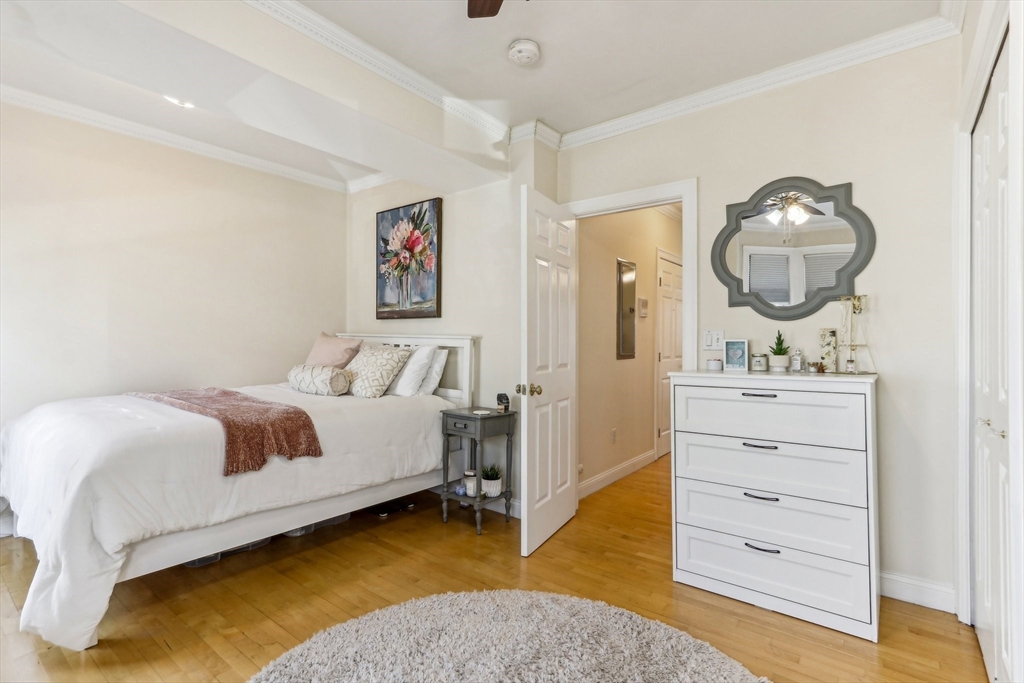 487 E Seventh St # 2