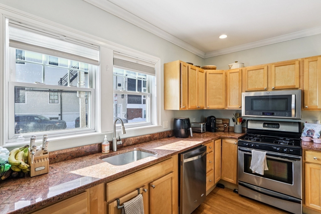 108 Emerson St # 1