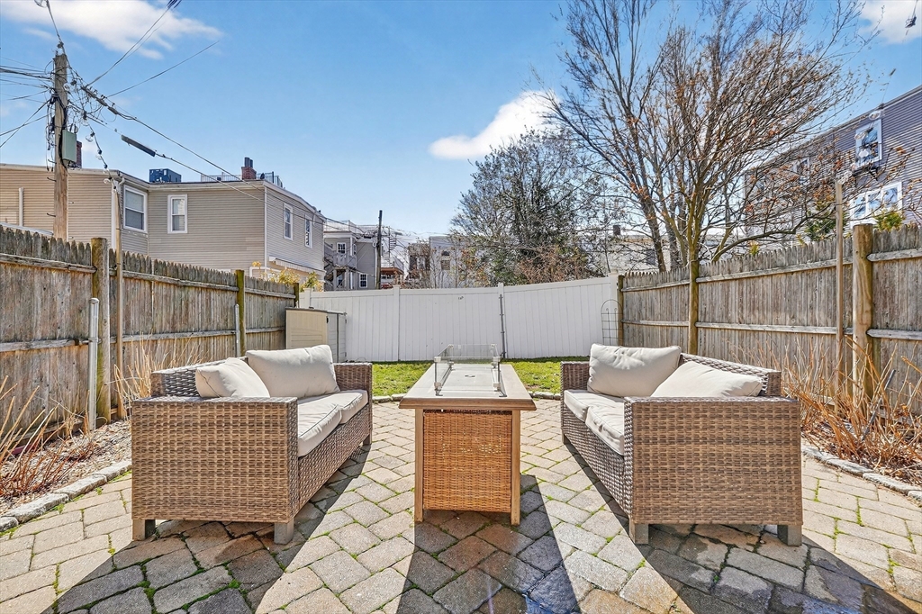 671 E 5th St # 1