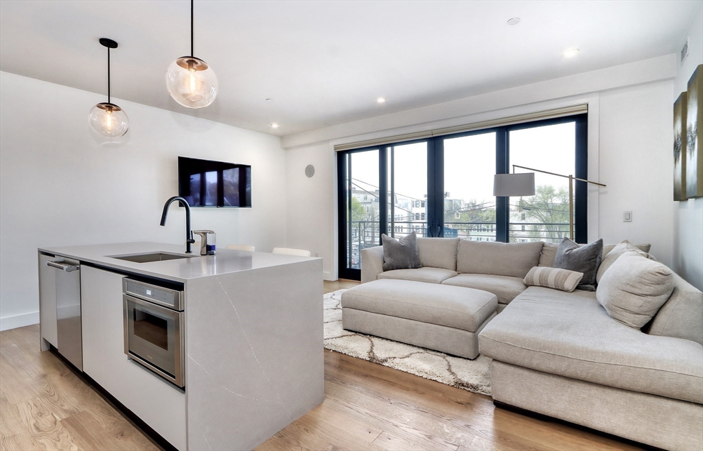 472 West Broadway # 204