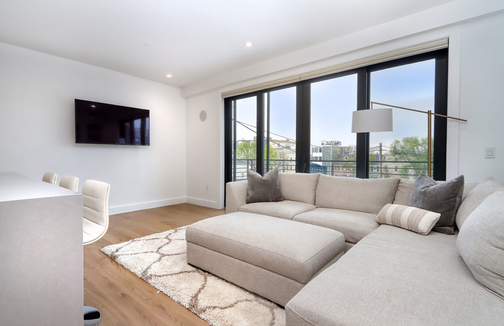 472 West Broadway # 204