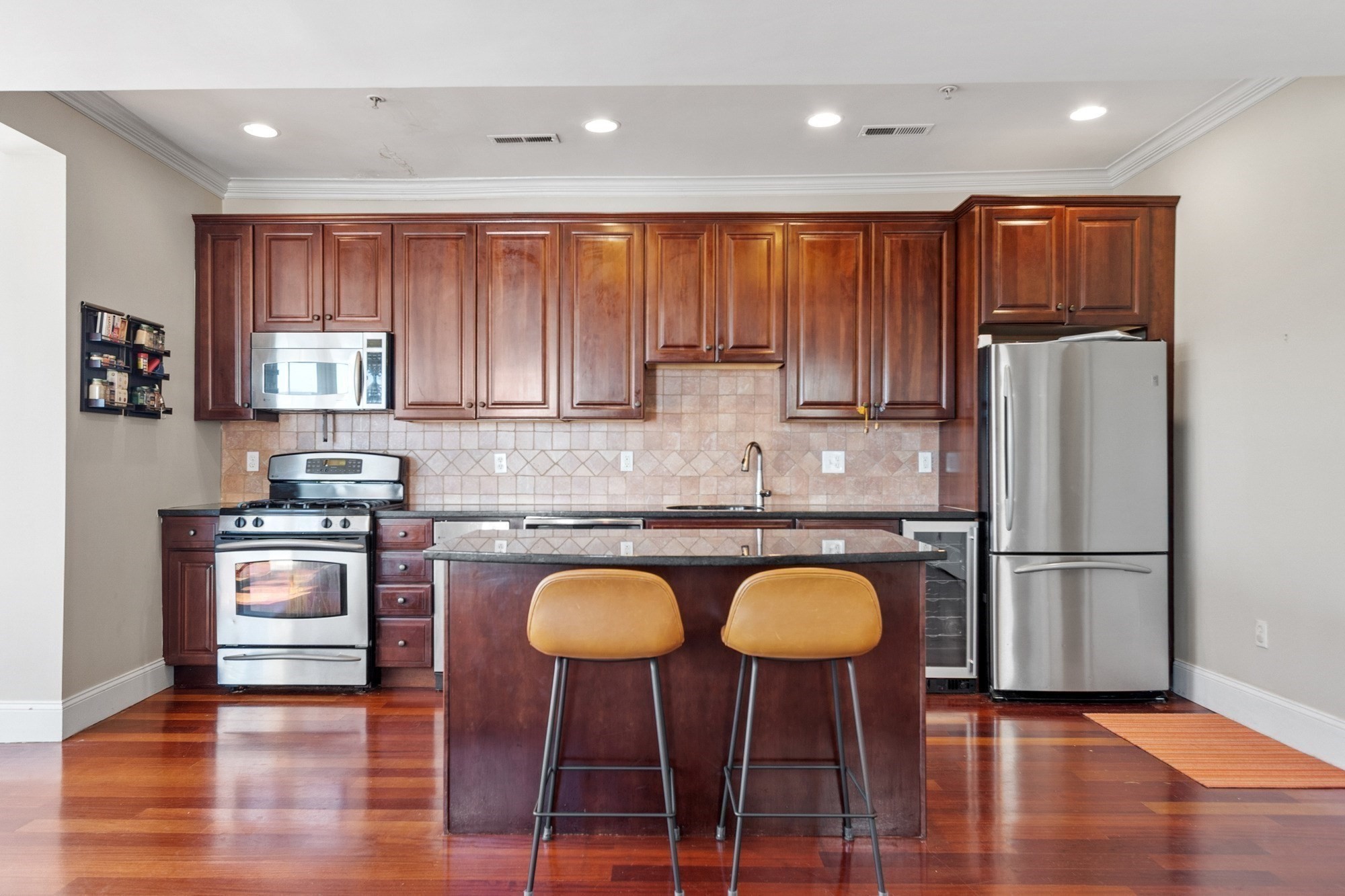 98 G St # 4