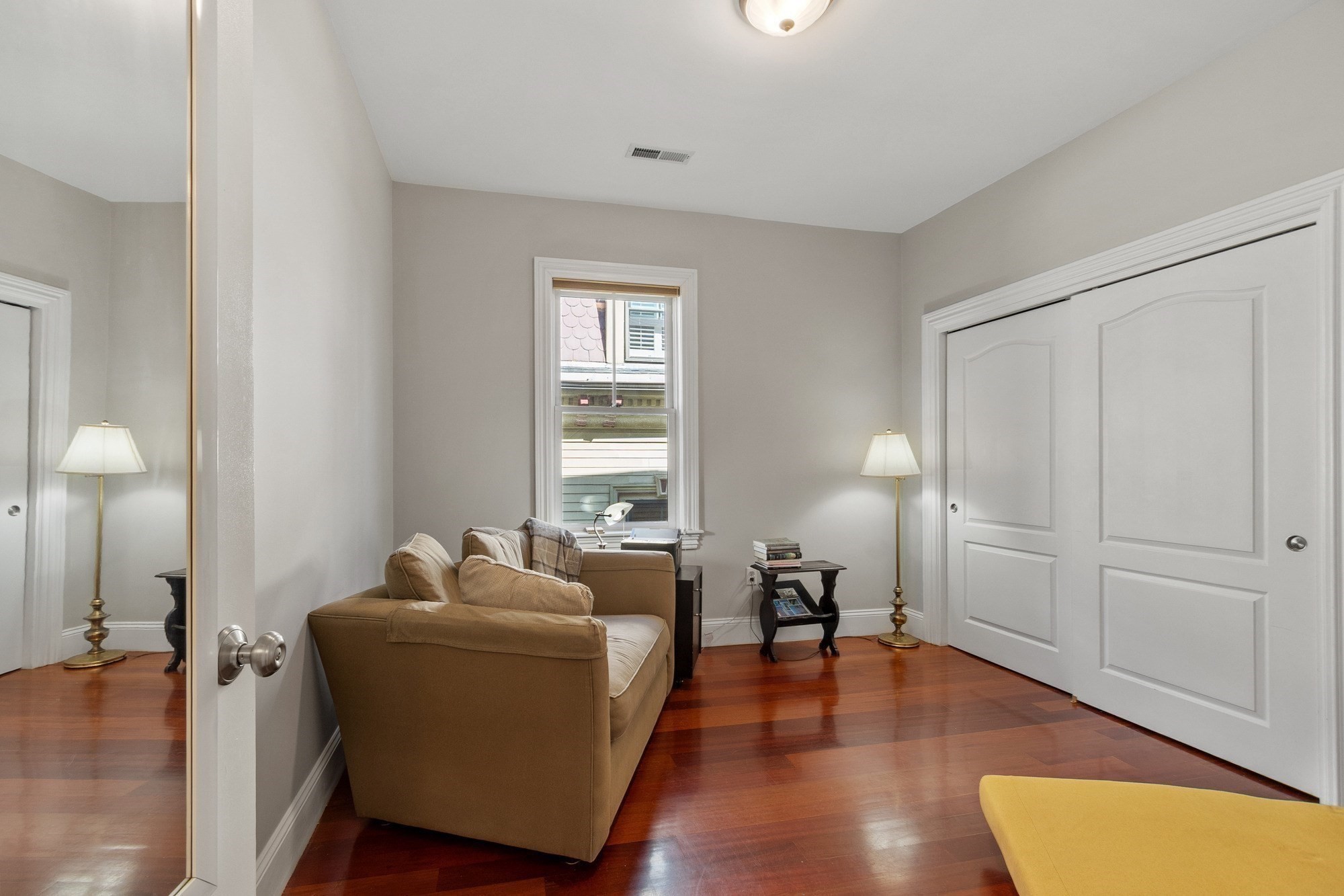 98 G St # 4