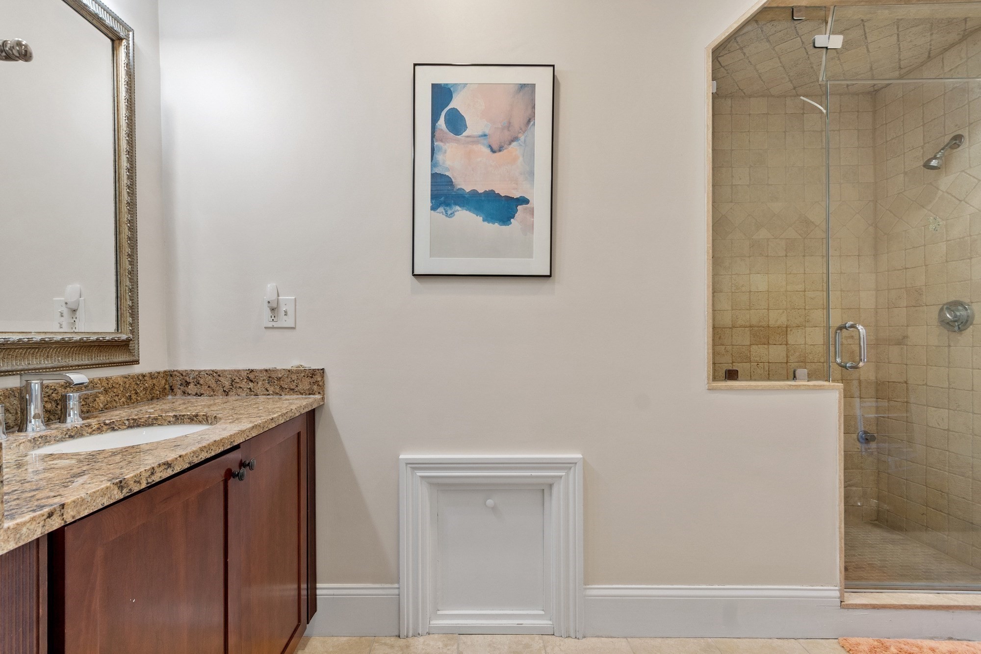 98 G St # 4