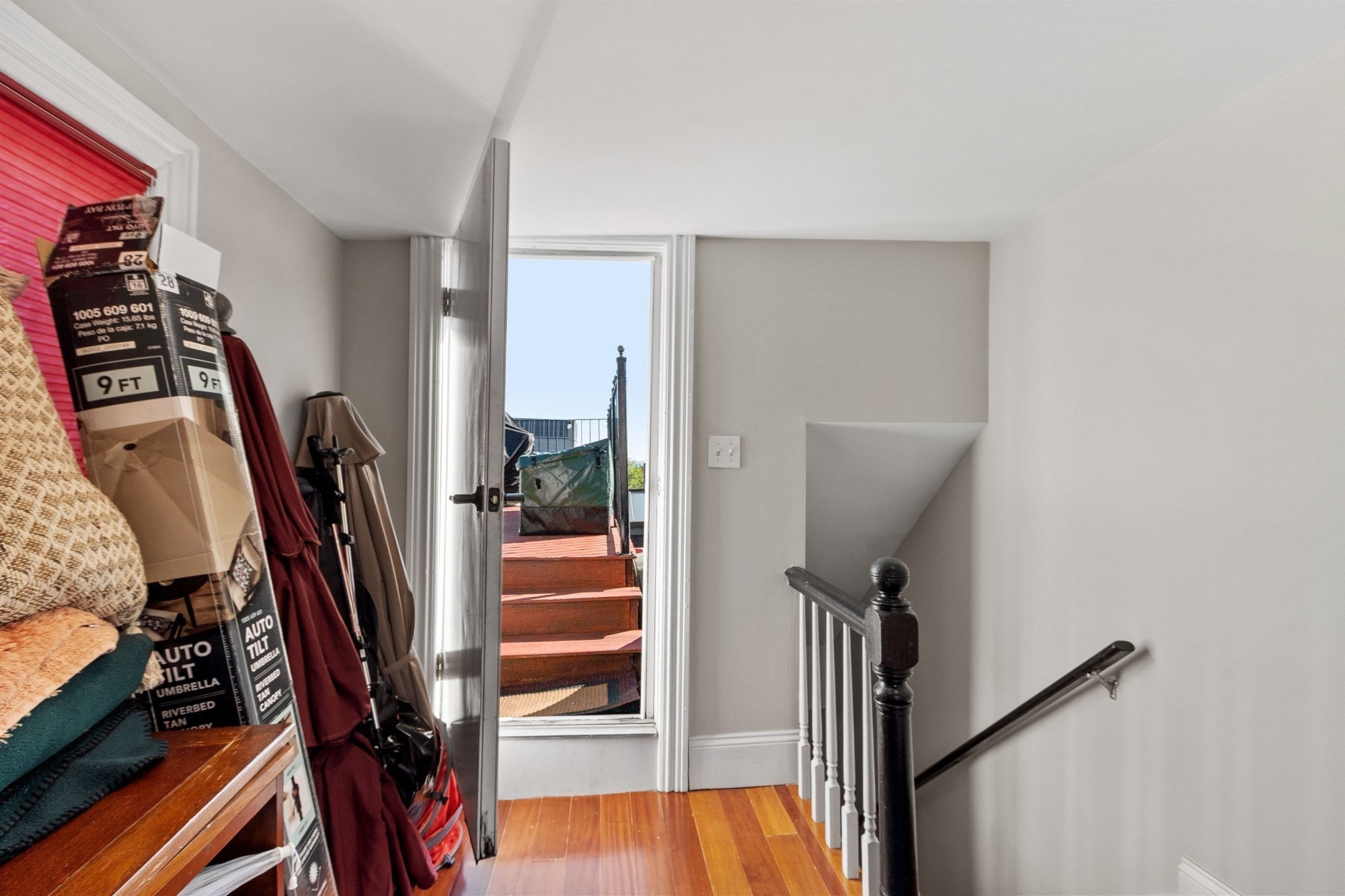 98 G St # 4