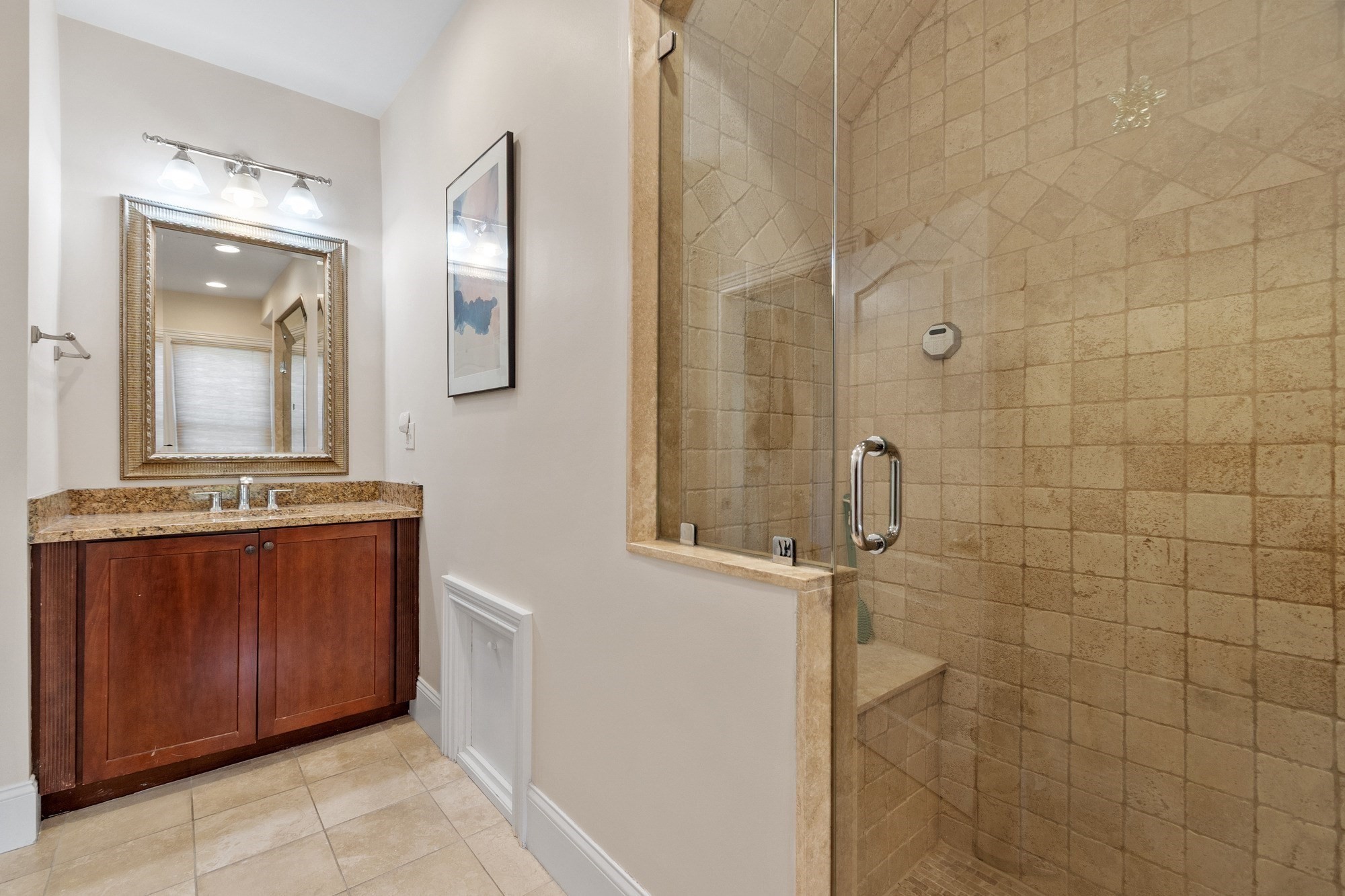 98 G St # 4