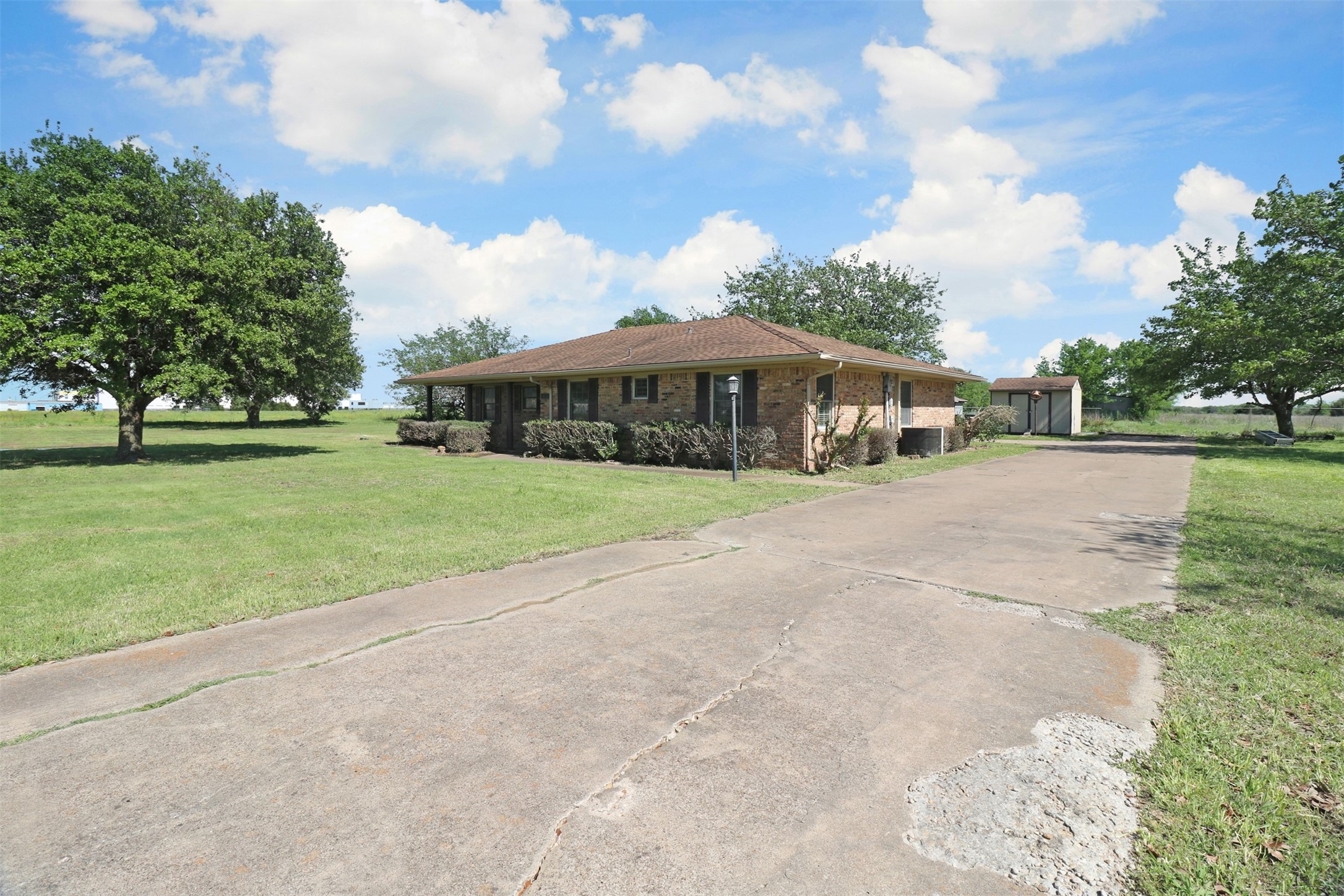 1454 W Wintergreen Road