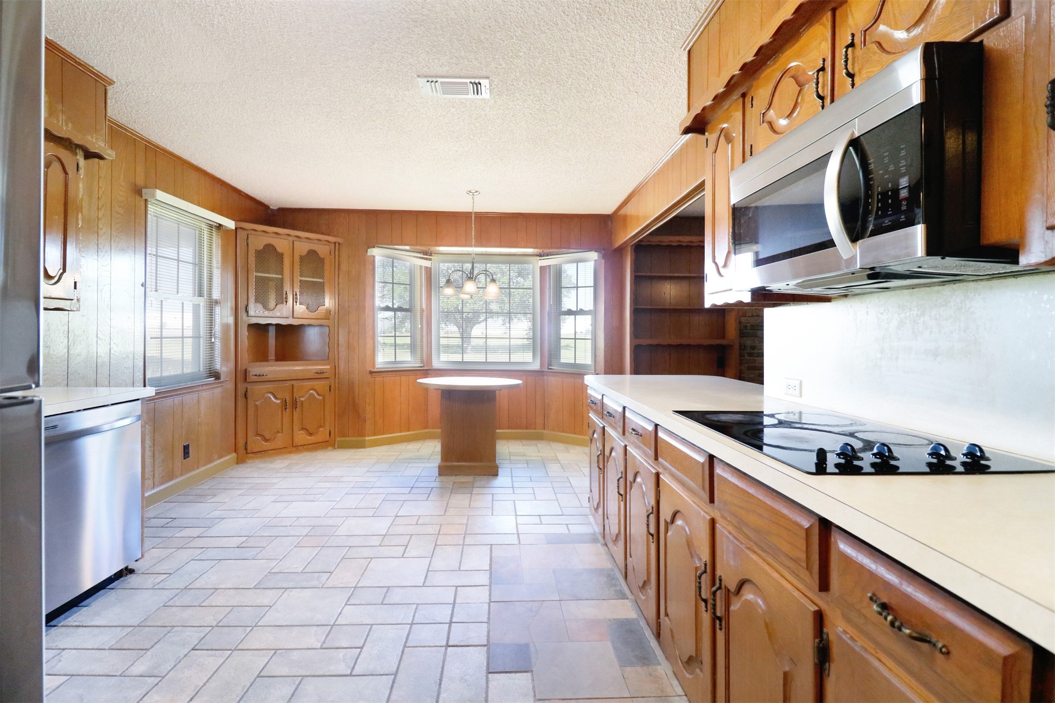 1454 W Wintergreen Road