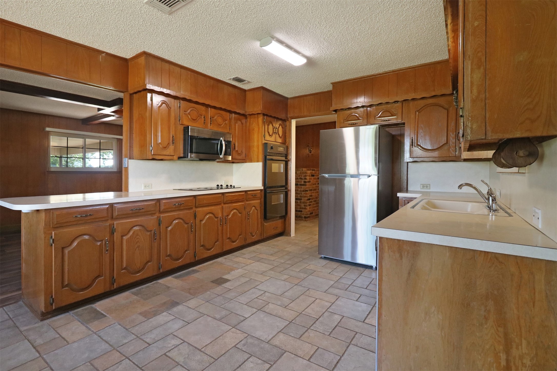 1454 W Wintergreen Road