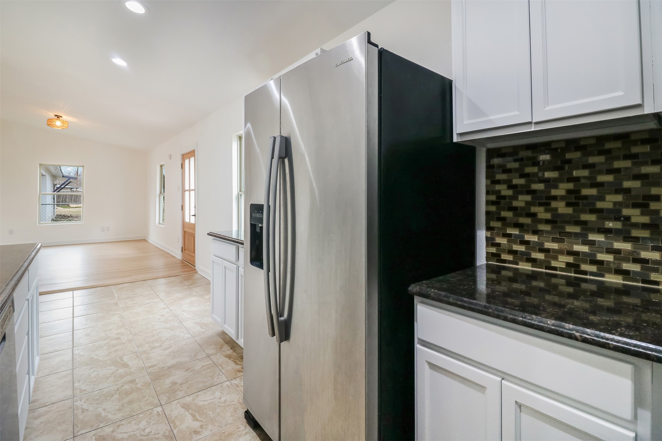 1211 Gate Lane Drive
