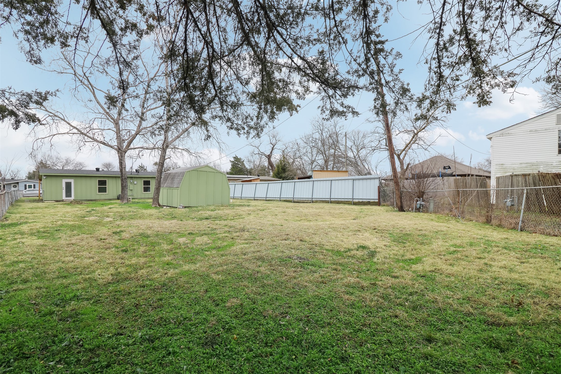 1211 Gate Lane Drive