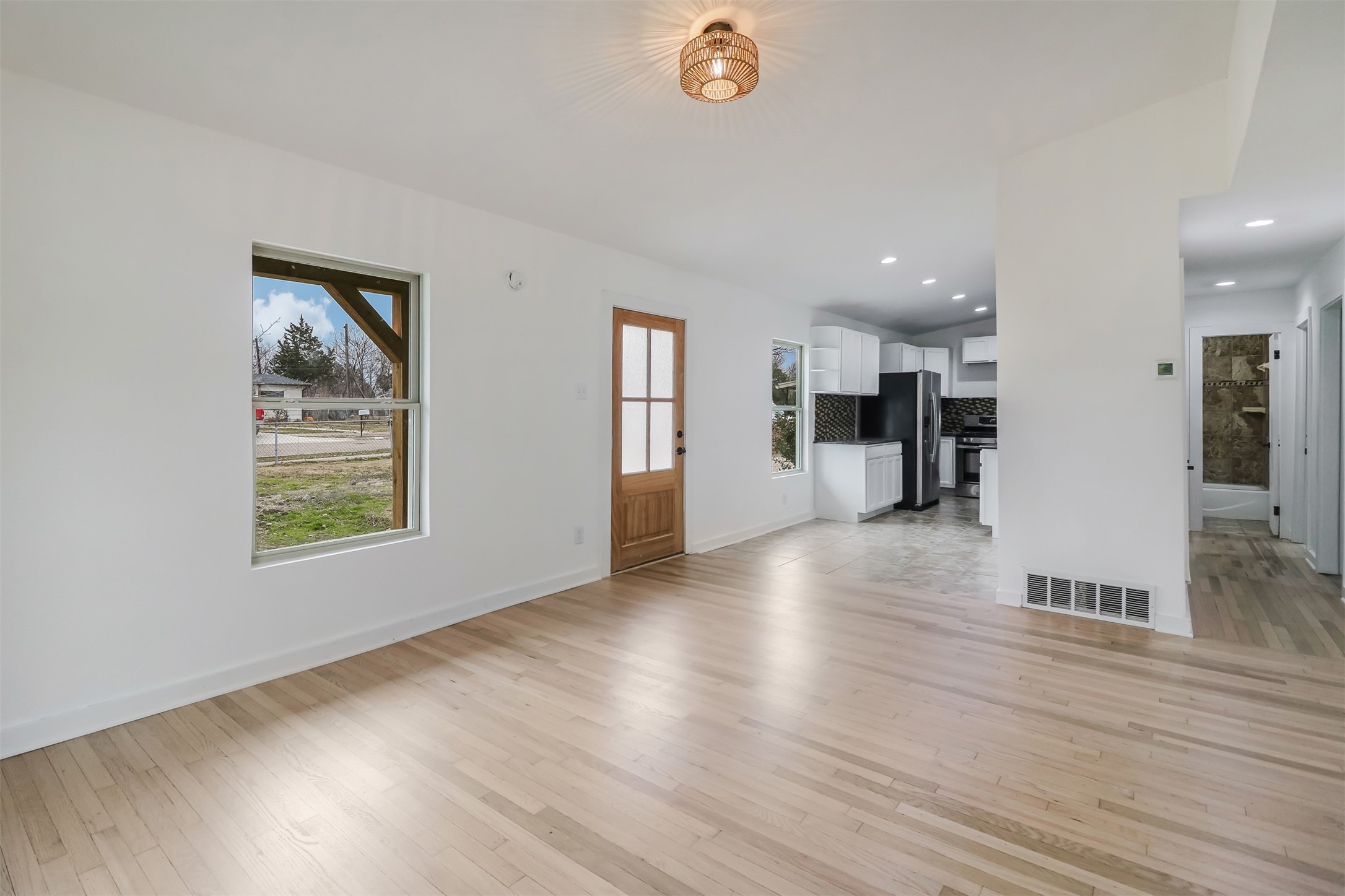 1211 Gate Lane Drive