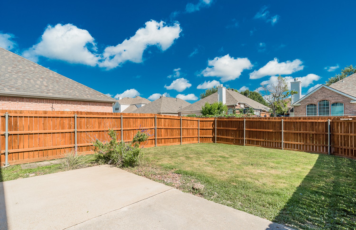 2505 Hunters Run Drive