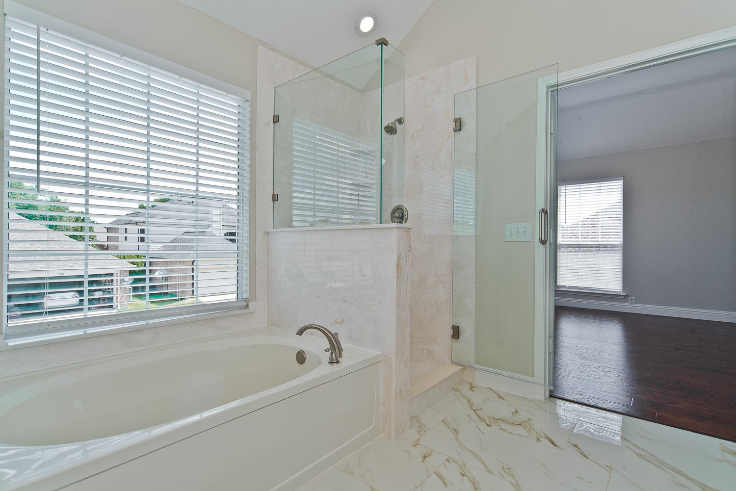 2505 Hunters Run Drive
