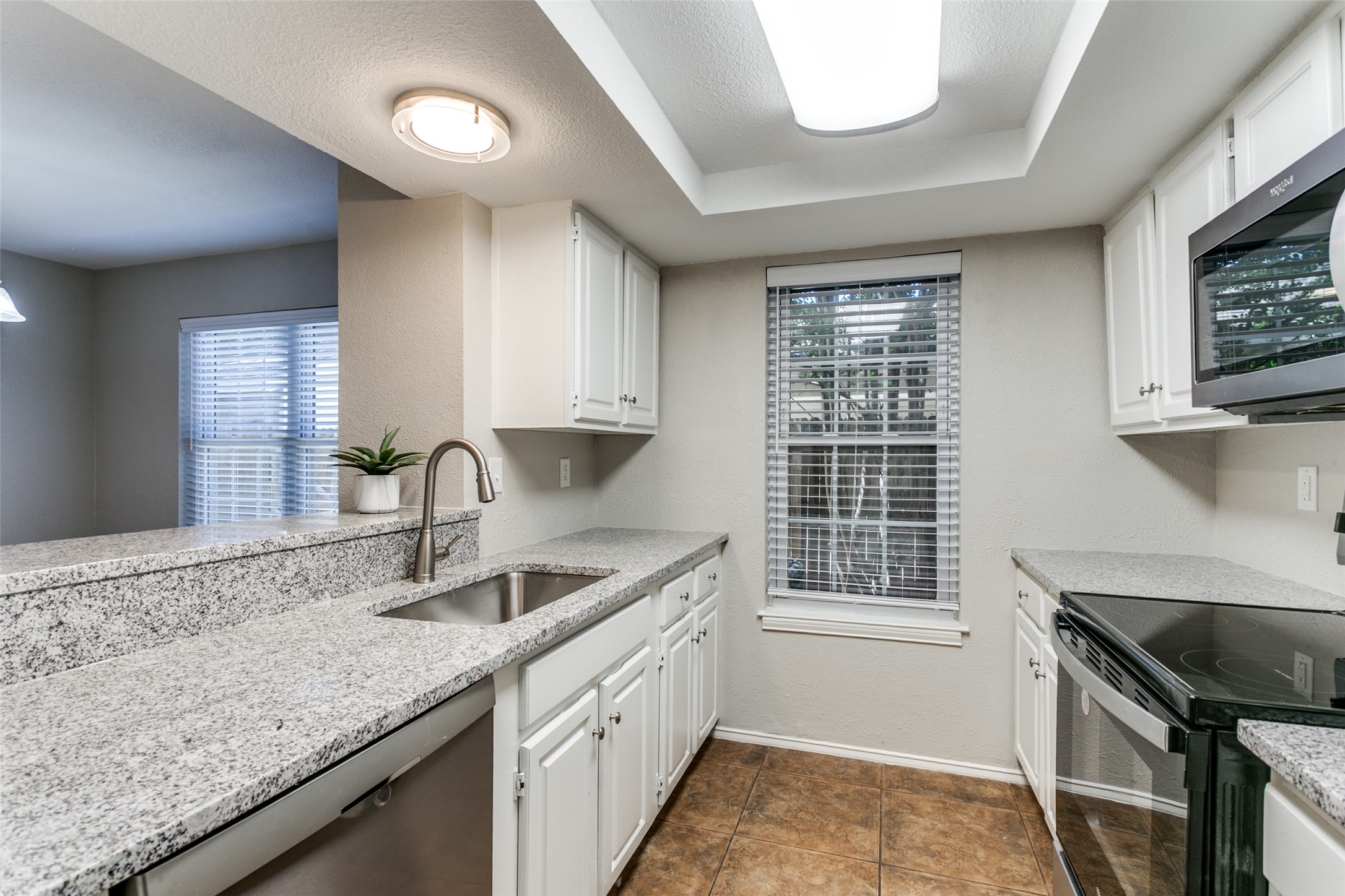 858 Creekside Drive