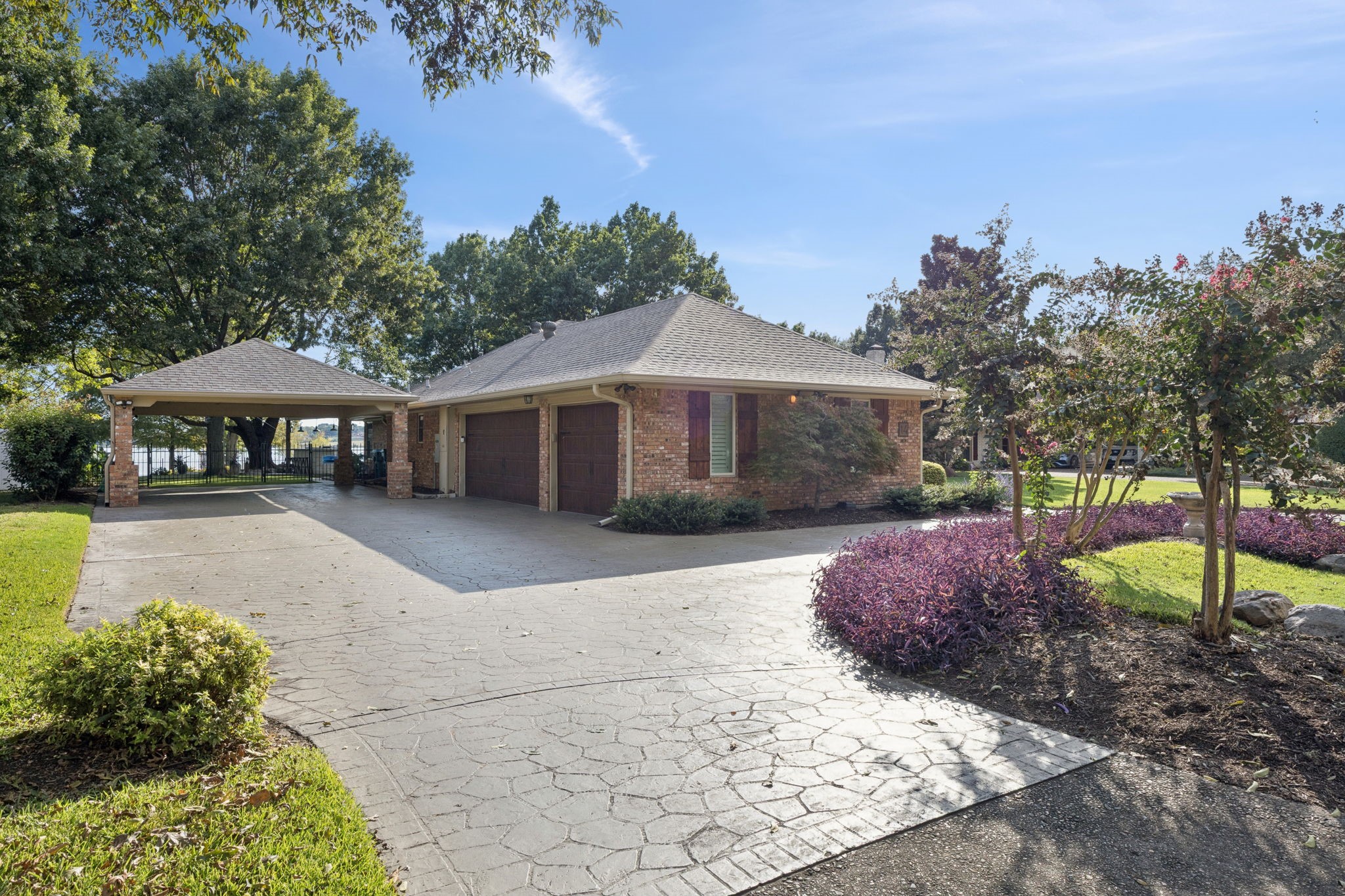 14 Victoria Drive