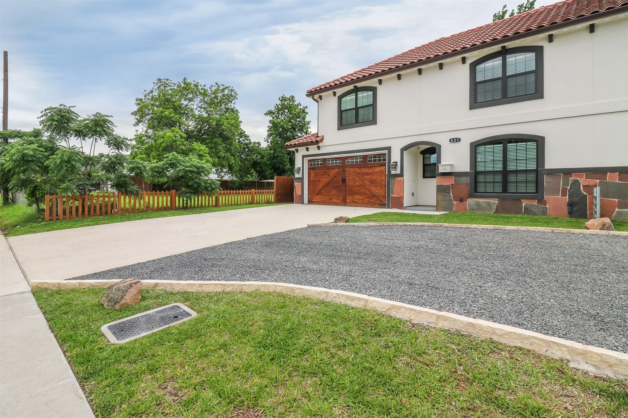 621 N Nursery Road
