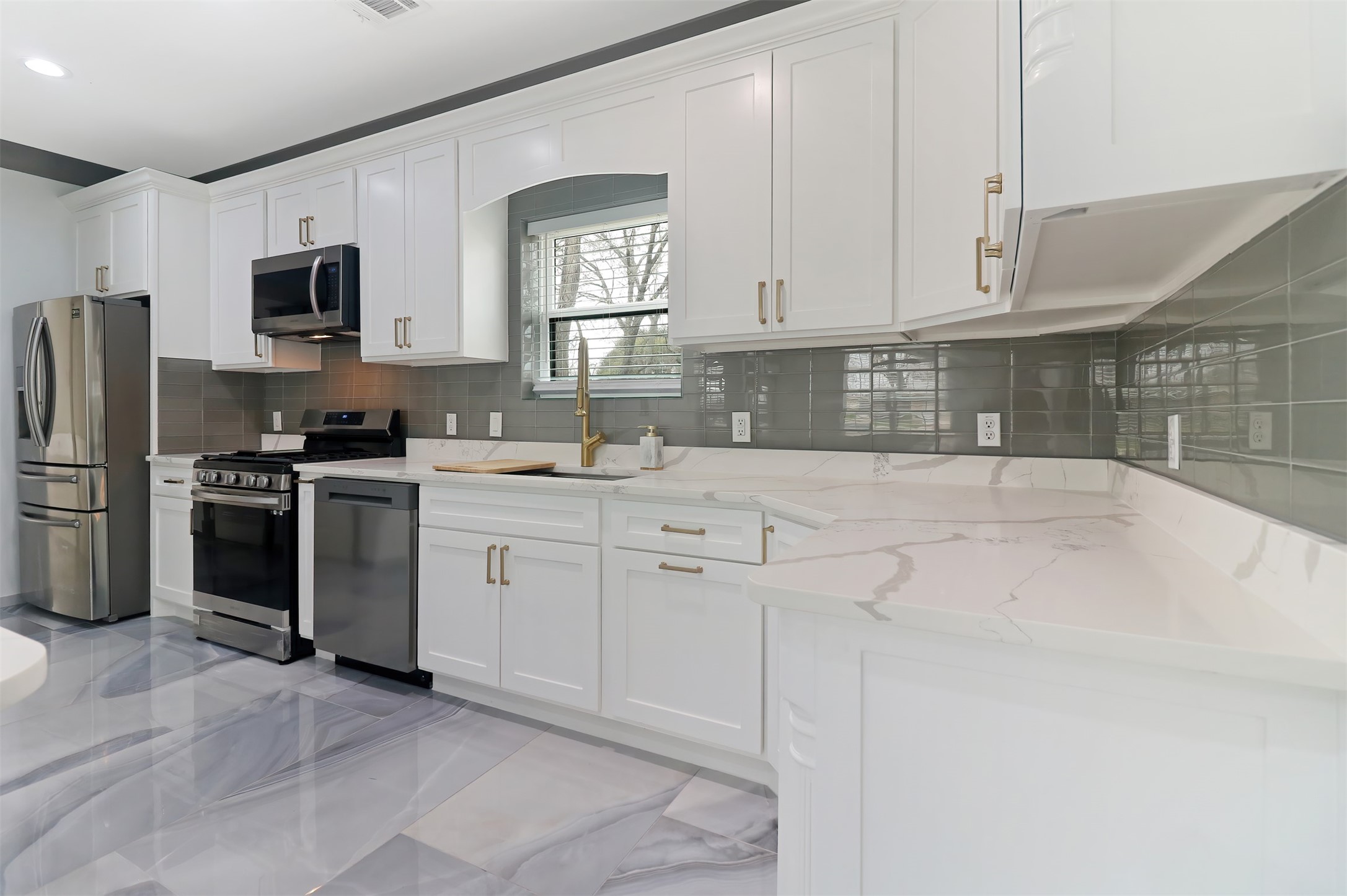 621 N Nursery Road