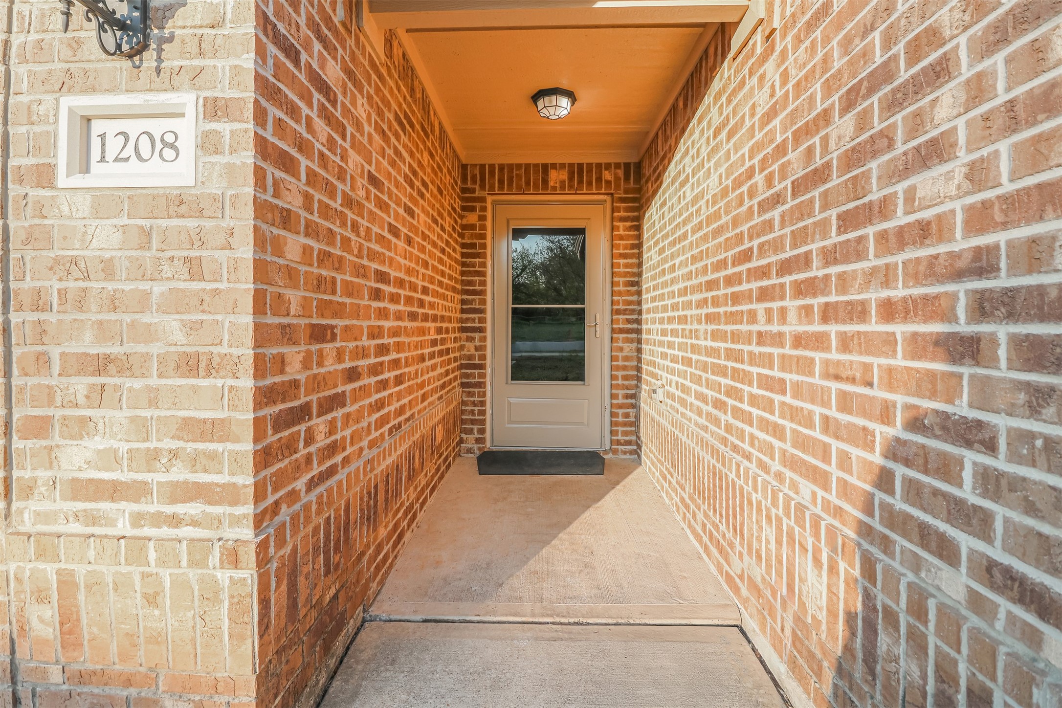 1208 Bluff View Drive