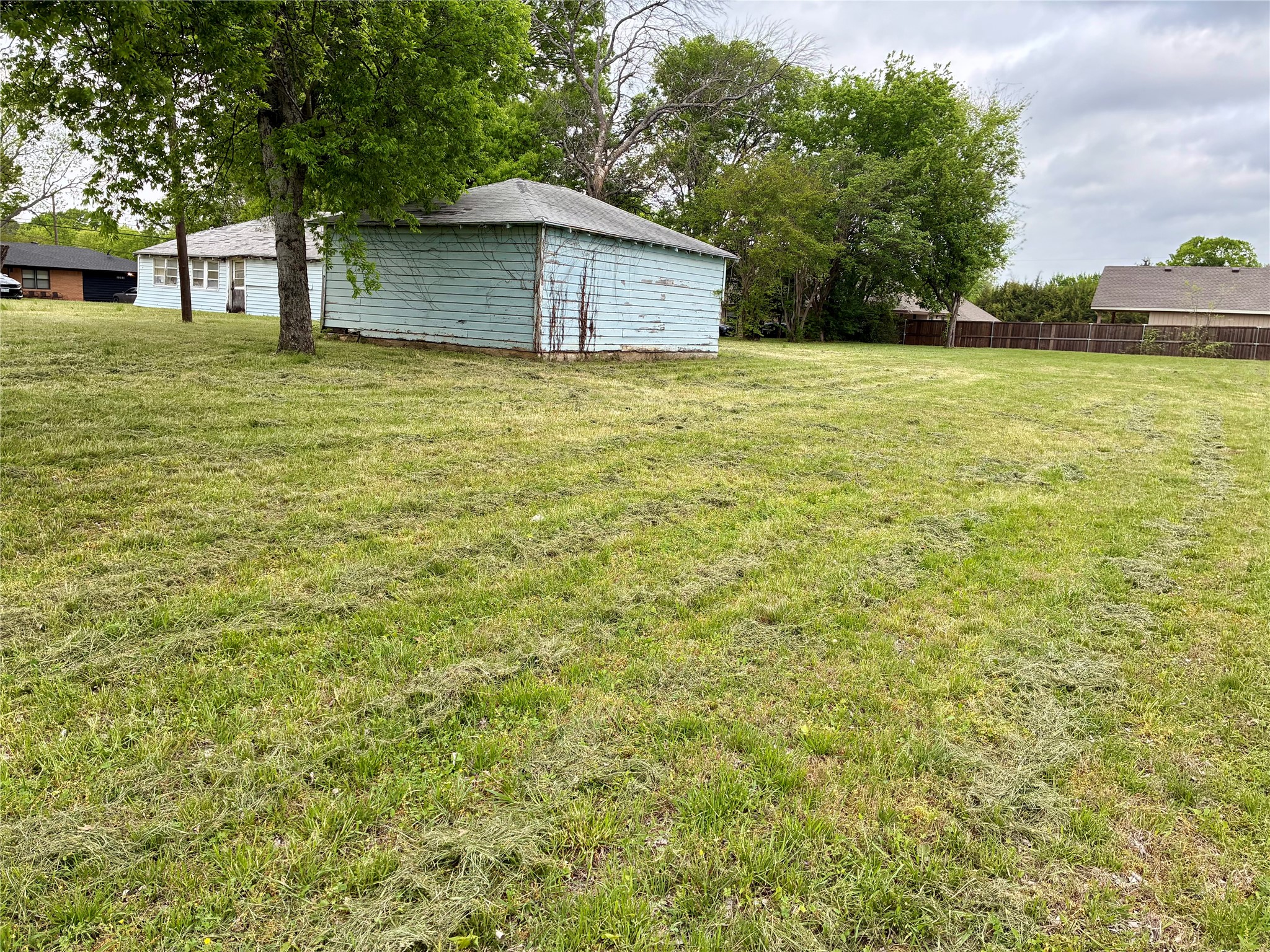 1304 Trout Road