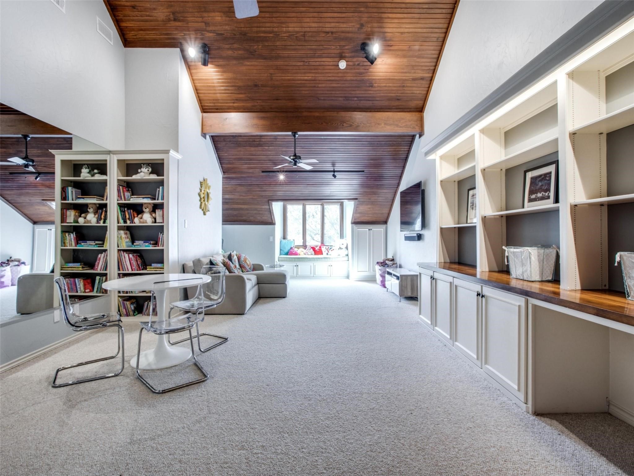 3909 Greenbrier Drive